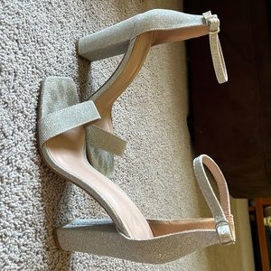 Windsor silver sparkle high heels size 7